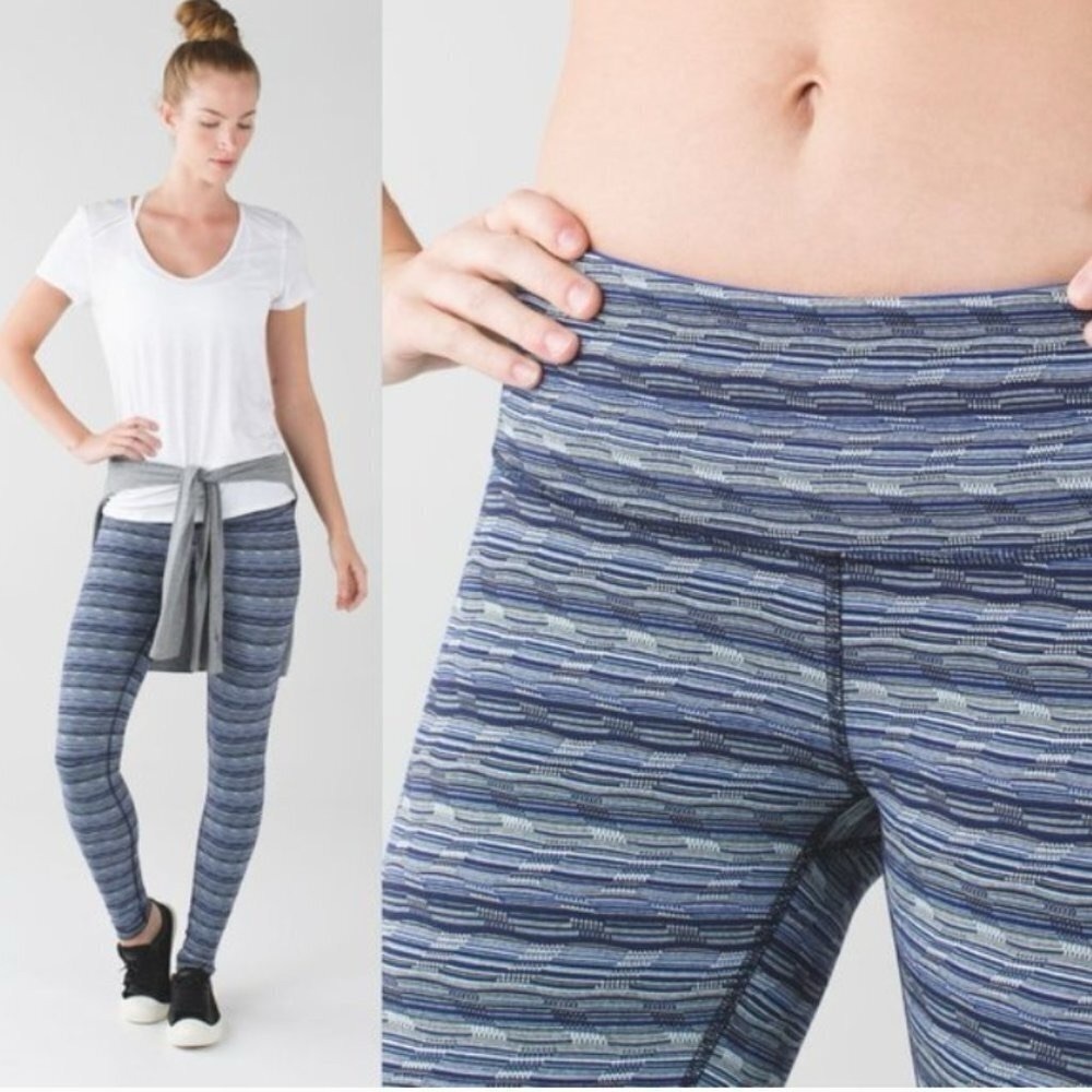 Lululemon Wunder Under Cyber blue size 4 EUC